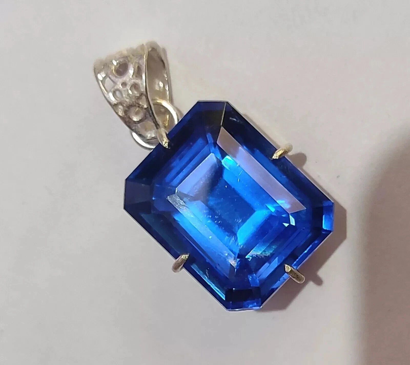 Natural 35 Ct Blue Sapphire Certified Emerald in Silver Loose Pendant Gems