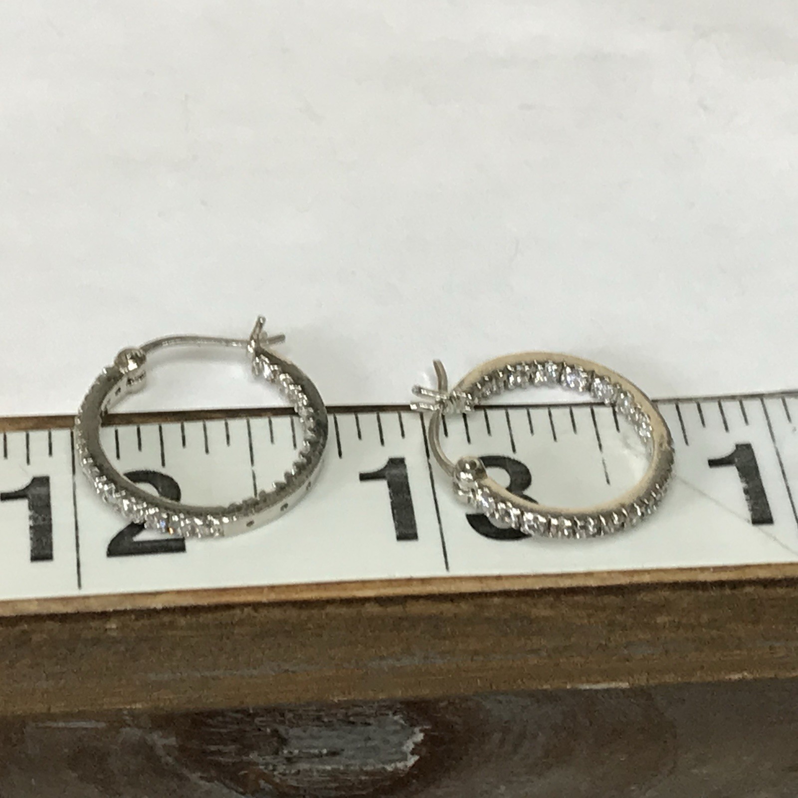 Sterling Silver Cubic Zirconia Inside-Out 17mm Hoop Earrings 2.3grams