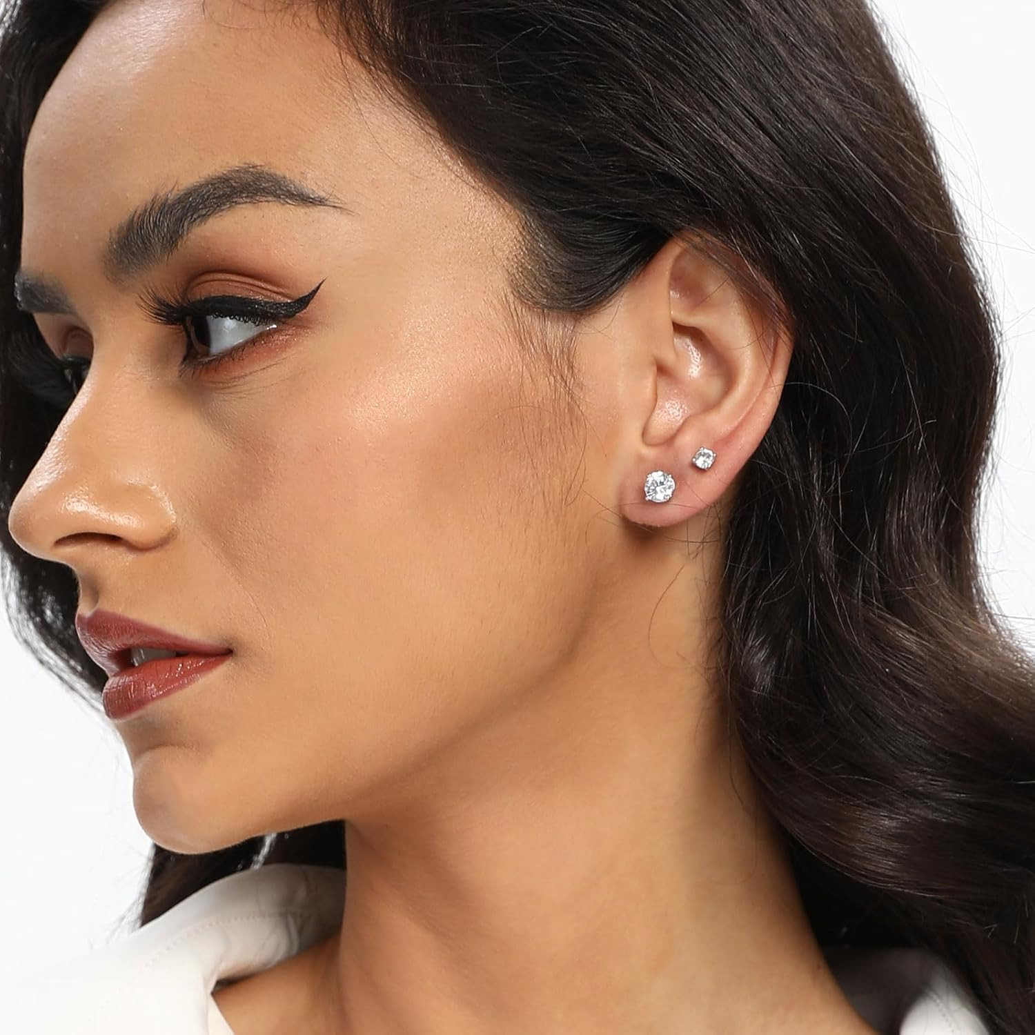 18K White Gold Plated 4 Pong round Clear Cubic Zirconia Stud Earring Pack of 6 P