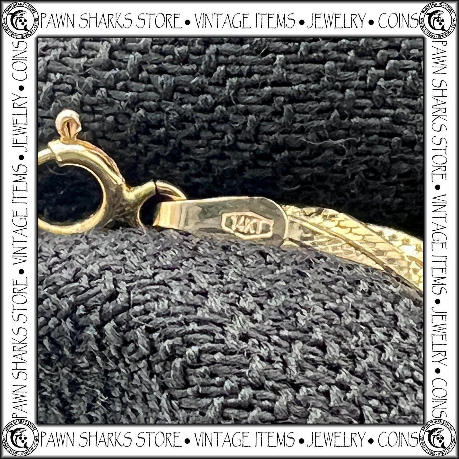 18″ Twisted Herringbone V-Shape Necklace in 14K Yellow Gold