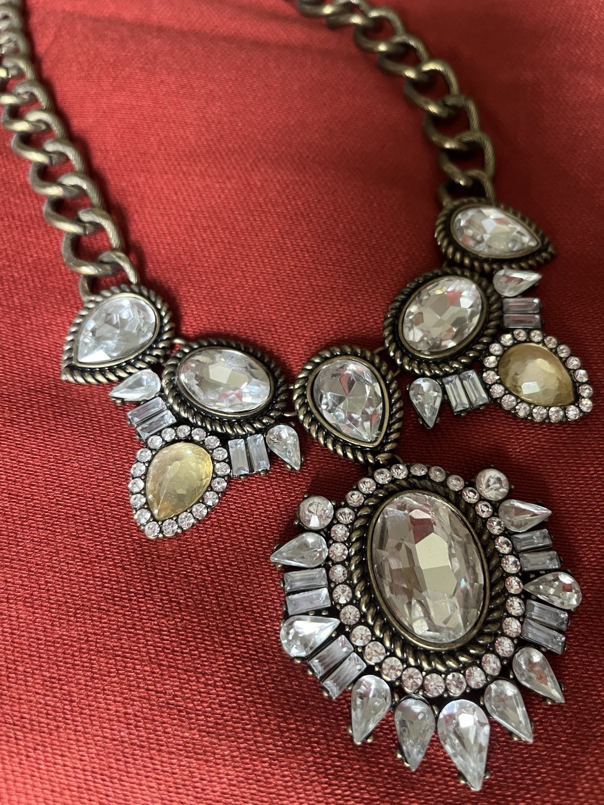Silver Tone Statement Bib Necklace Cable Chain Crystal Cluster Pendant Lobster