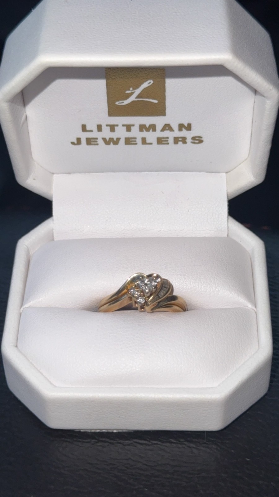 size 7 gold wedding band set
