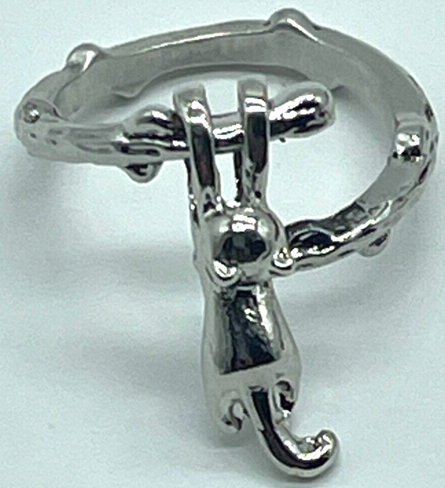 Ring Silver Tone Cat Stretching Across the Band. Size 6 Adjustable