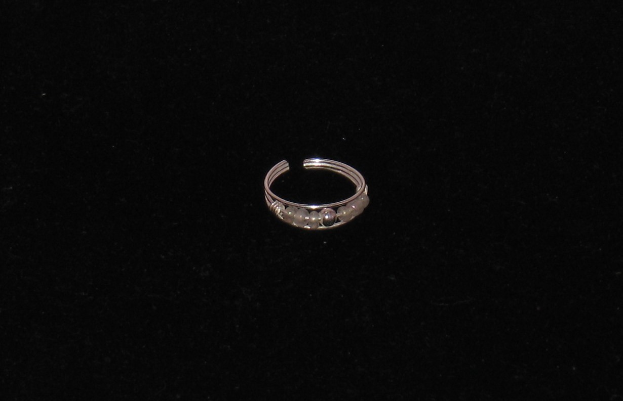 .925 Sterling Silver Adjustable Beaded Pearl Style Toe Ring New!