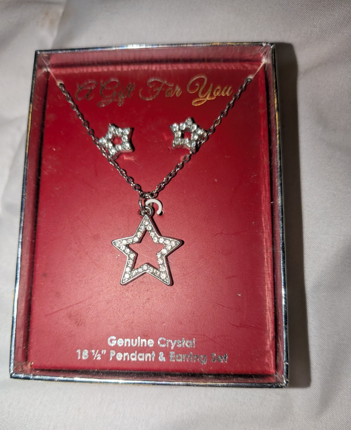 Crystal Star Pendant Necklace & Earrings Set, Silver Tone, 18 1/2″