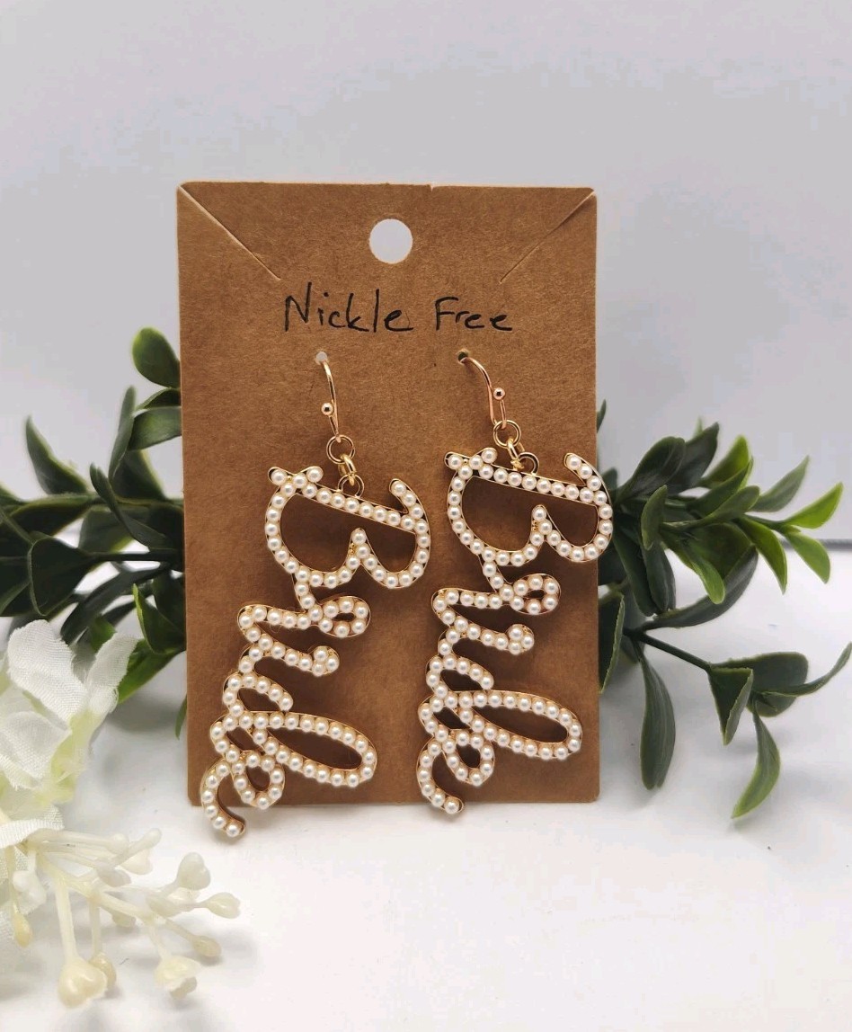 New Gold Tone & Faux Pearl I Do Crew Bride Hook Earrings Nickel Free