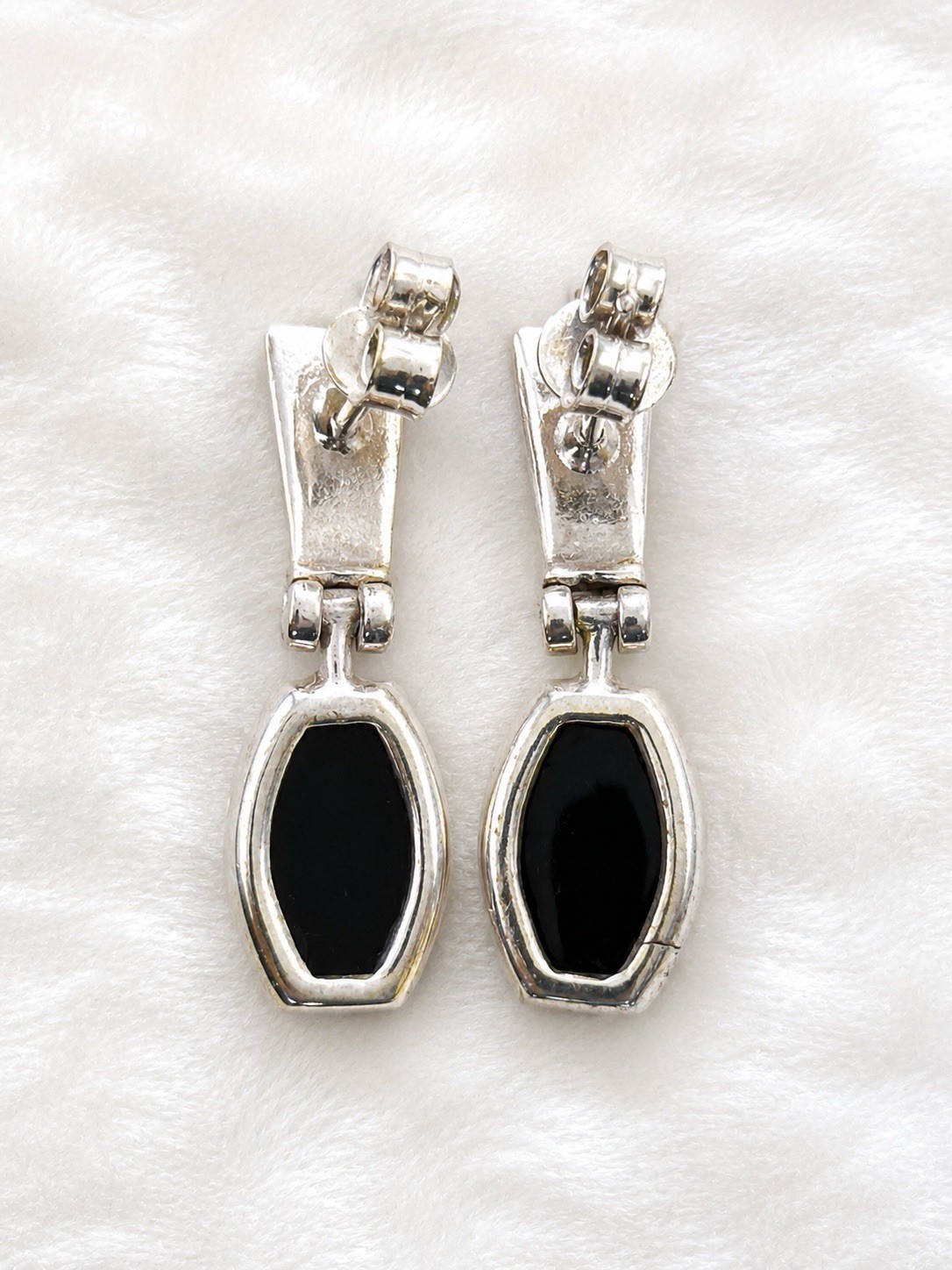 Silver Amber Oval Brown Stone Bezel Dangle Drop Earrings Pierced Back
