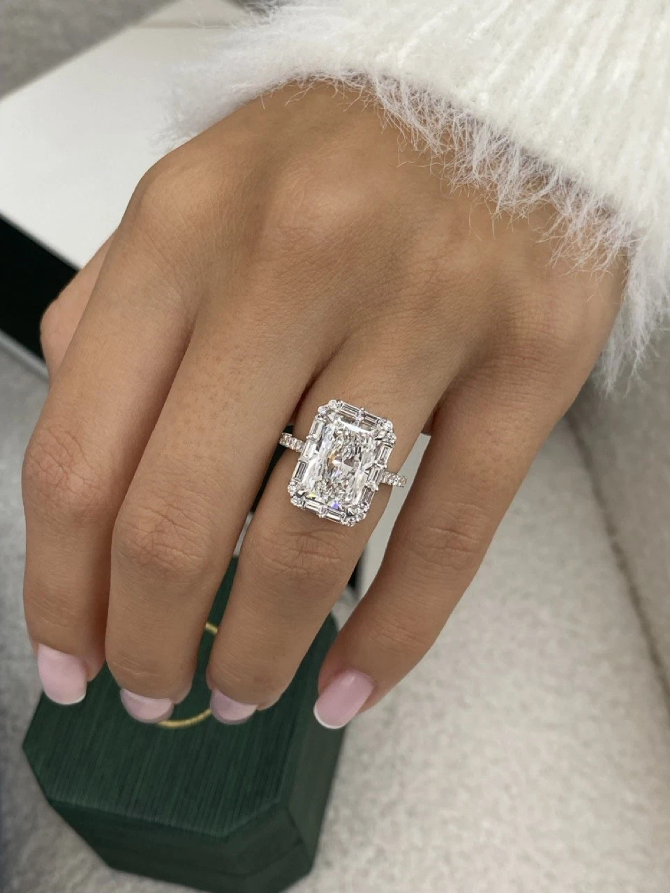 Baguette side Stone Ring 2.2 Ct Radiant Simulated Diamond 925 Sterling Silver