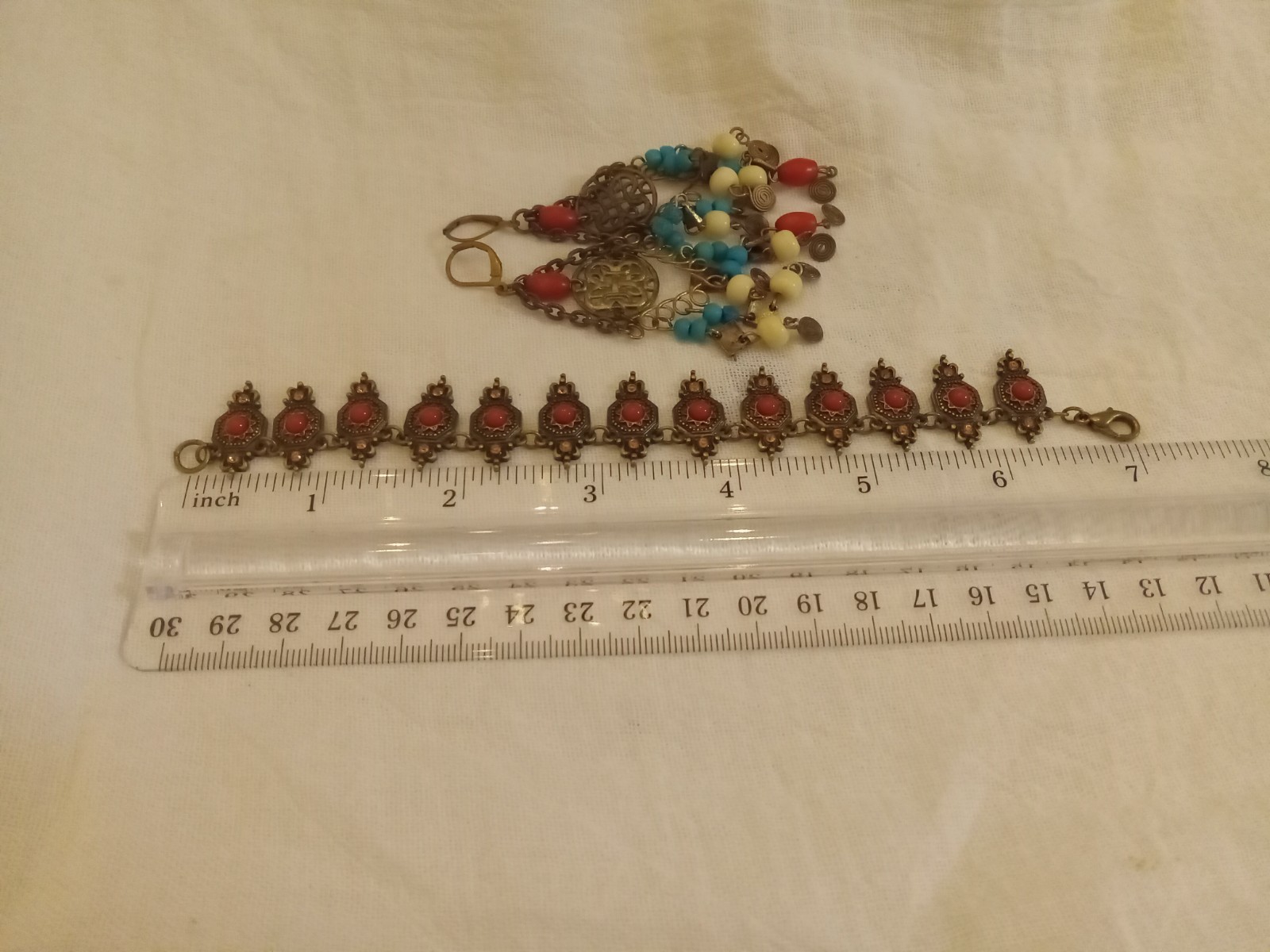 Gold Tone Link Charm Bracelet Red Round Cabochon Bezel 12-Stone 6.5in