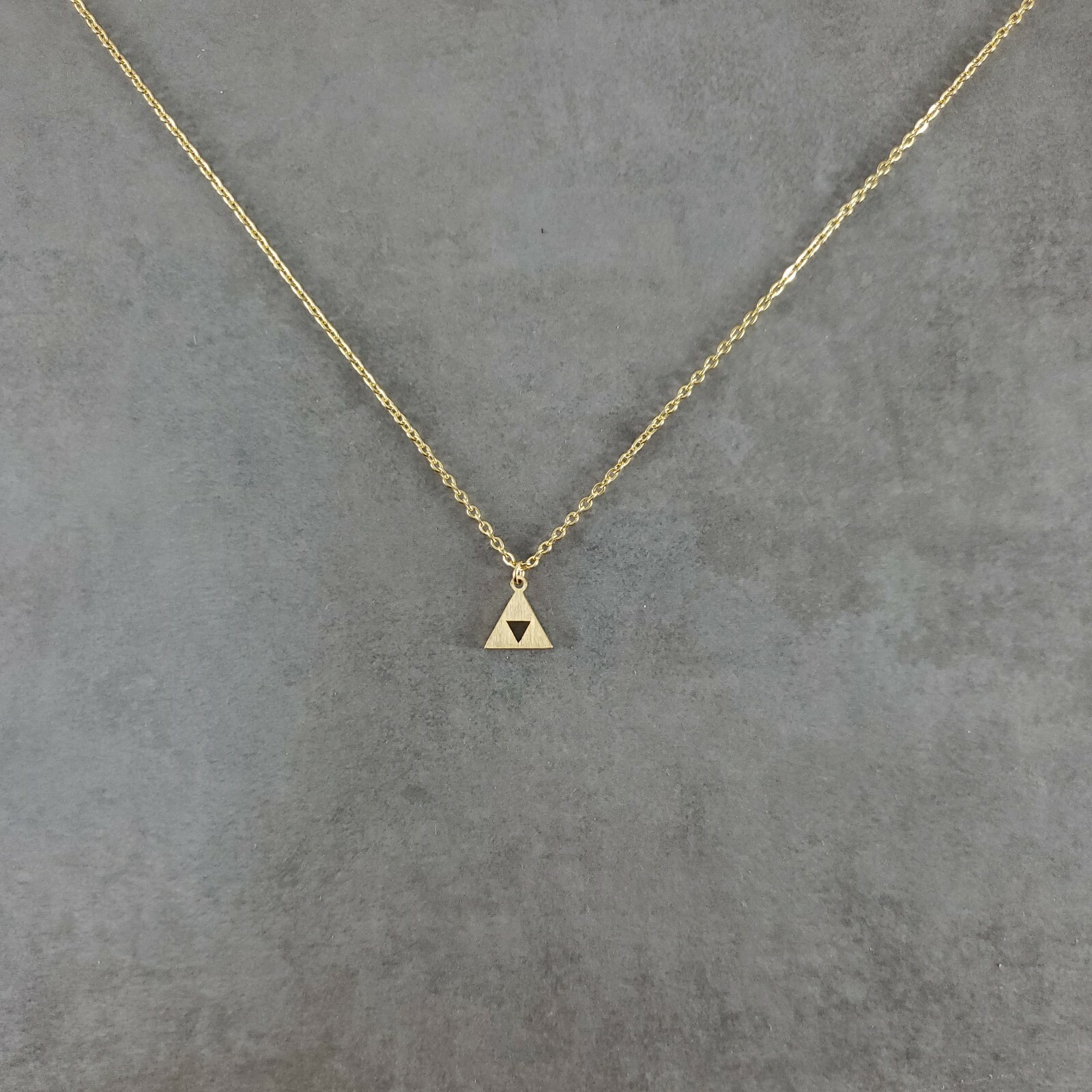 Triforce GOLD Plated Necklace Pendant Game Nintendo Zelda Link Courage Wisdom