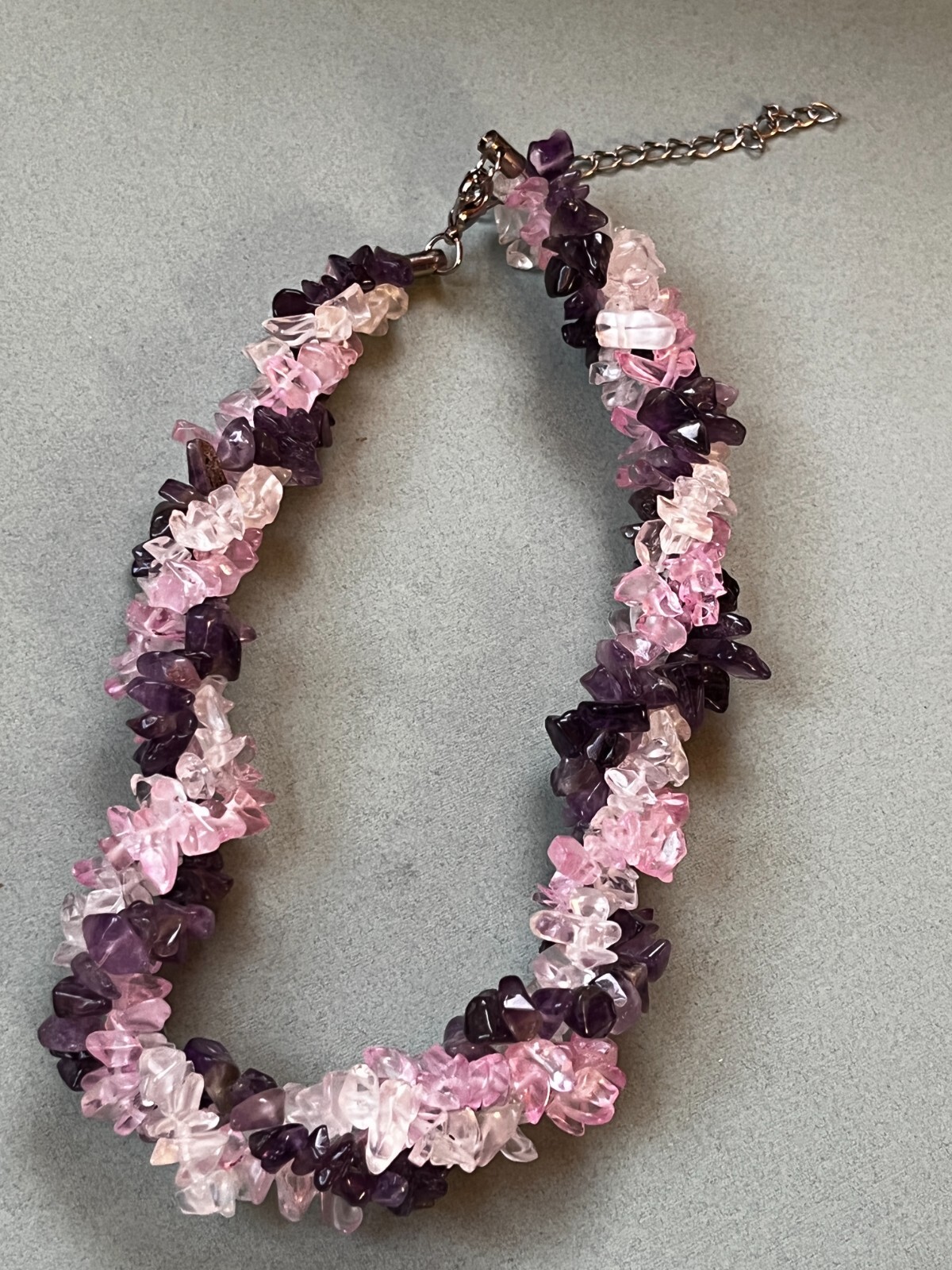 Purple White & Pink Plastic Nugget Twist Bead Choker Necklace – 13 inches long +