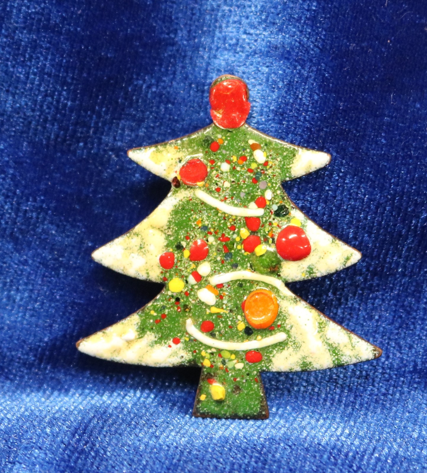 Vtg ENAMEL CHRISTMAS TREE Brooch/Pin Unique