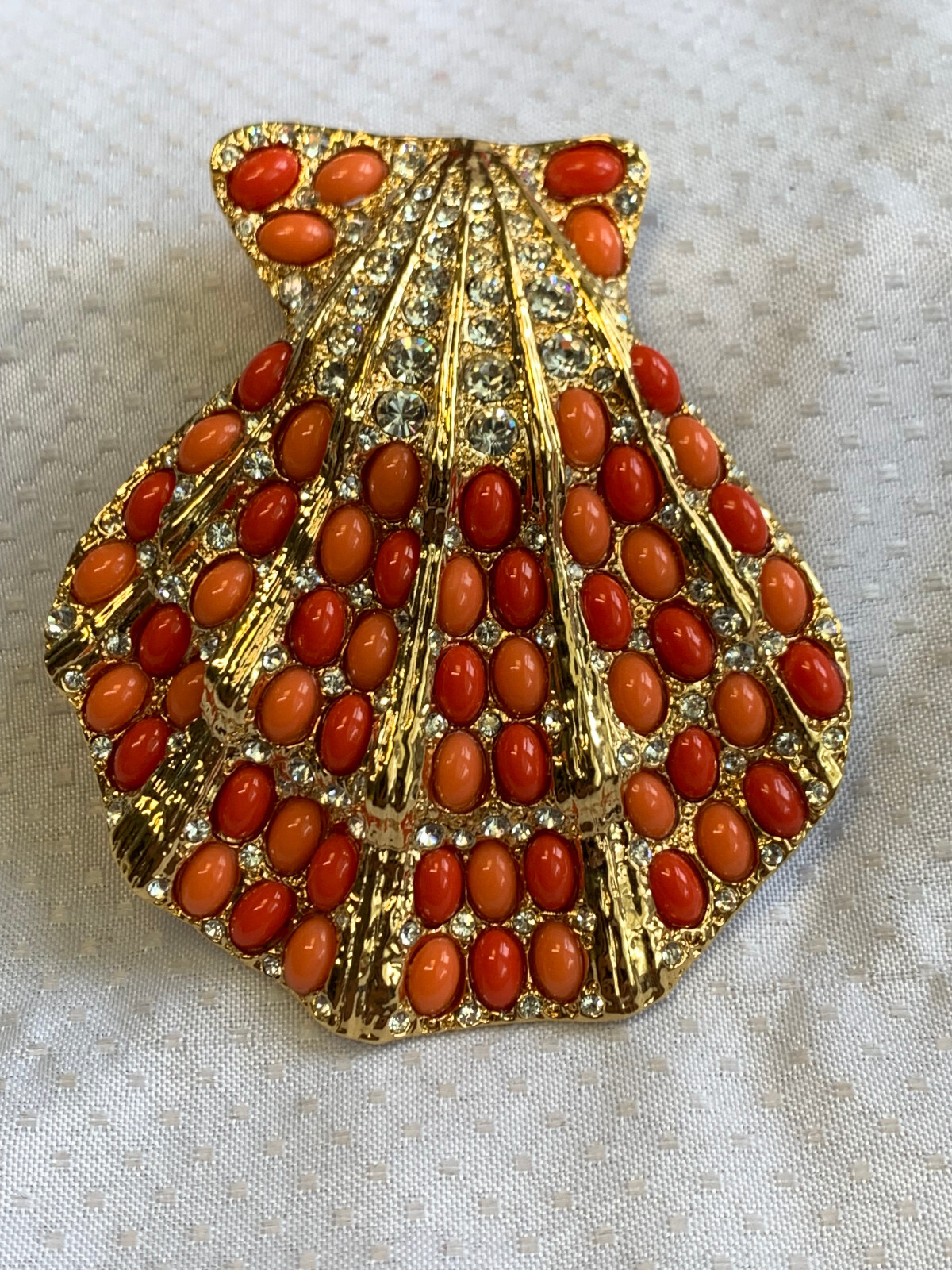 Kenneth Jay Lane Clamshell Brooch Fashion Jewelry Faux Coral Rhinestone Pin