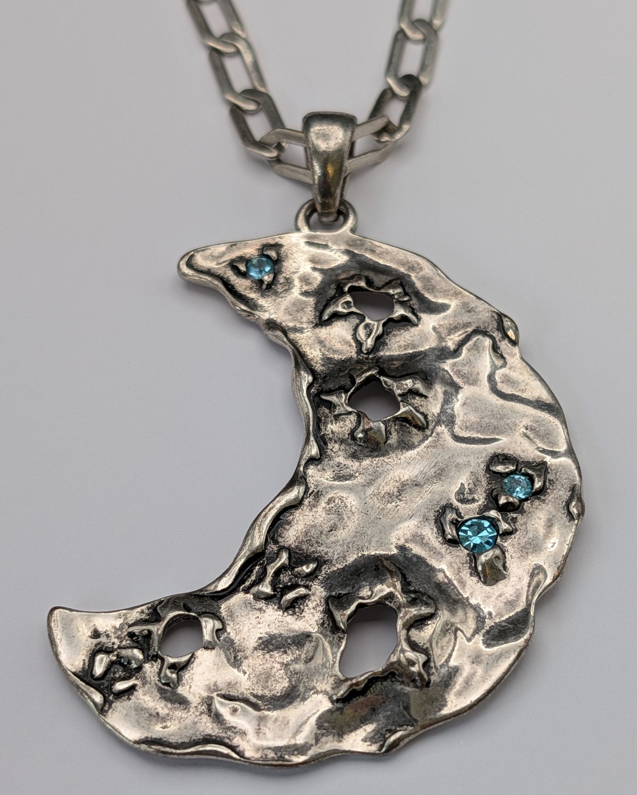 BCBGeneration Crescent Moon Pendant Necklace Blue Rhinestone Silver Tone 34 in