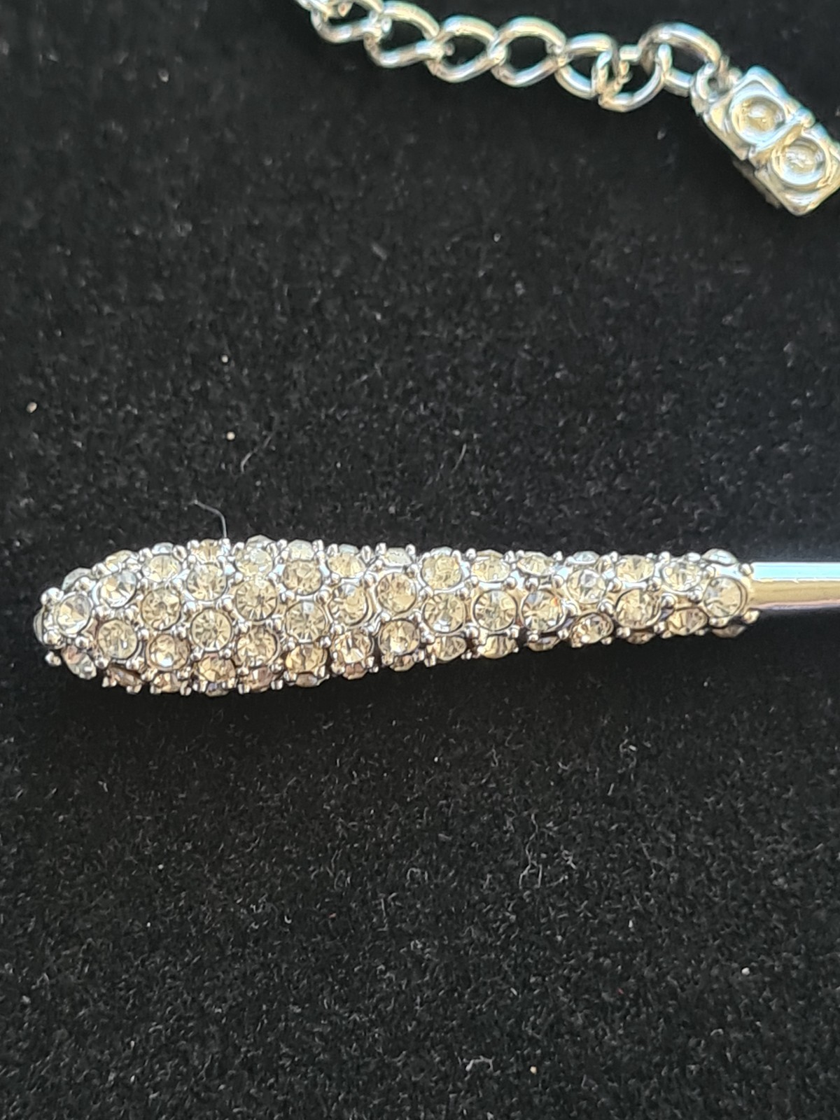 Debenhams Silver Tone Chain With Clear Rhinestones Sport Bat Design Very Good.