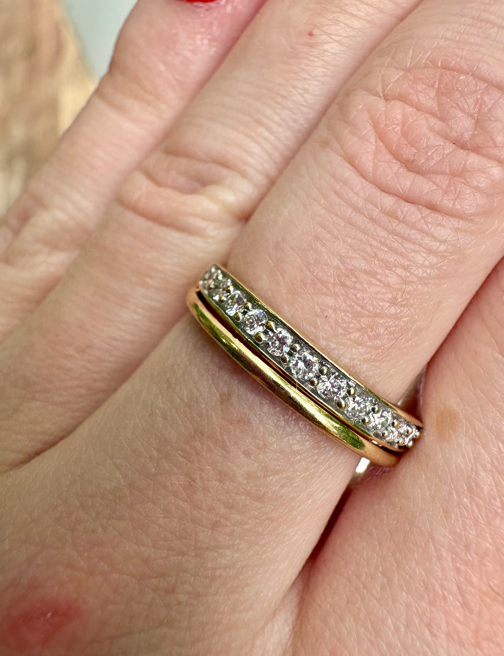 1/4 CT. T.W. Lab Grown White Diamond 10K Gold Wedding Band