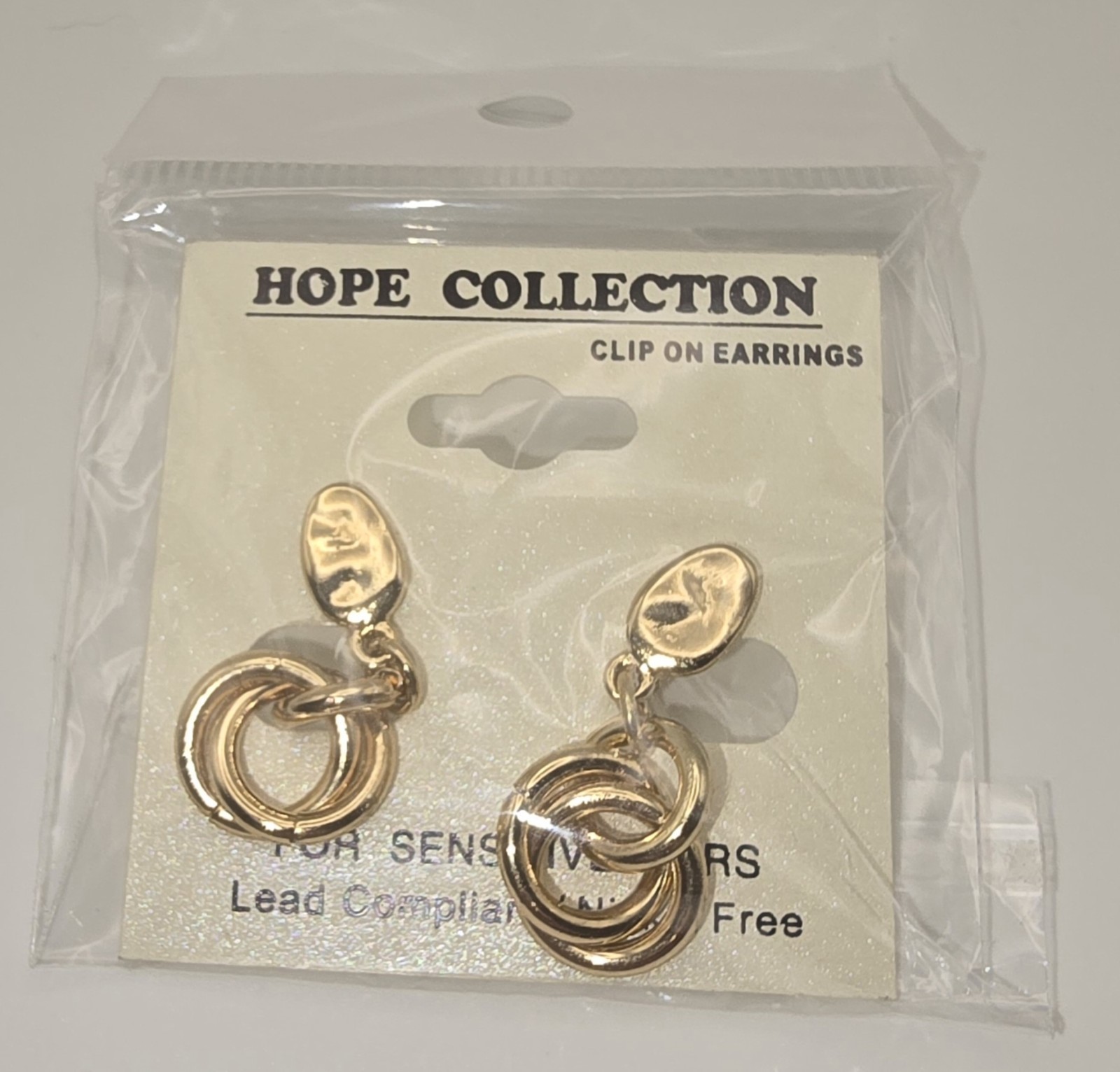 Women’s Hope Collection Gold Toned Clip-on Earrings NWT -573
