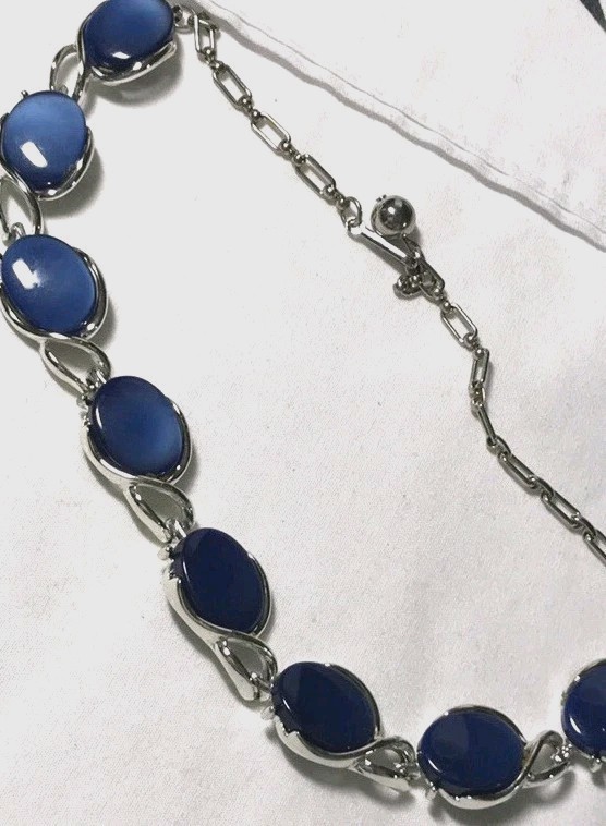 Shimmering Blue Stone necklace/ silver tone_ Very Good Used Condition