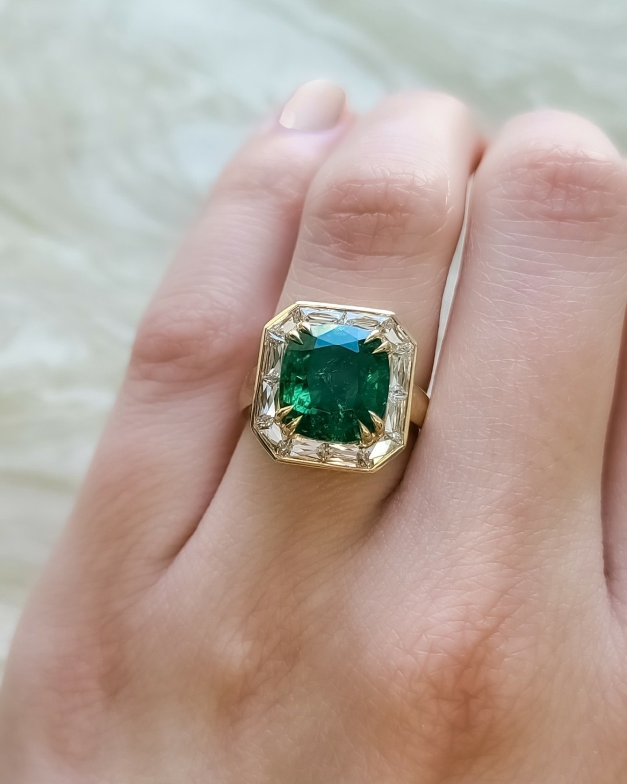 Green Cubic Zirconia Cushion Cut Ring 925 Gold Plated Halo Valentine Gifts