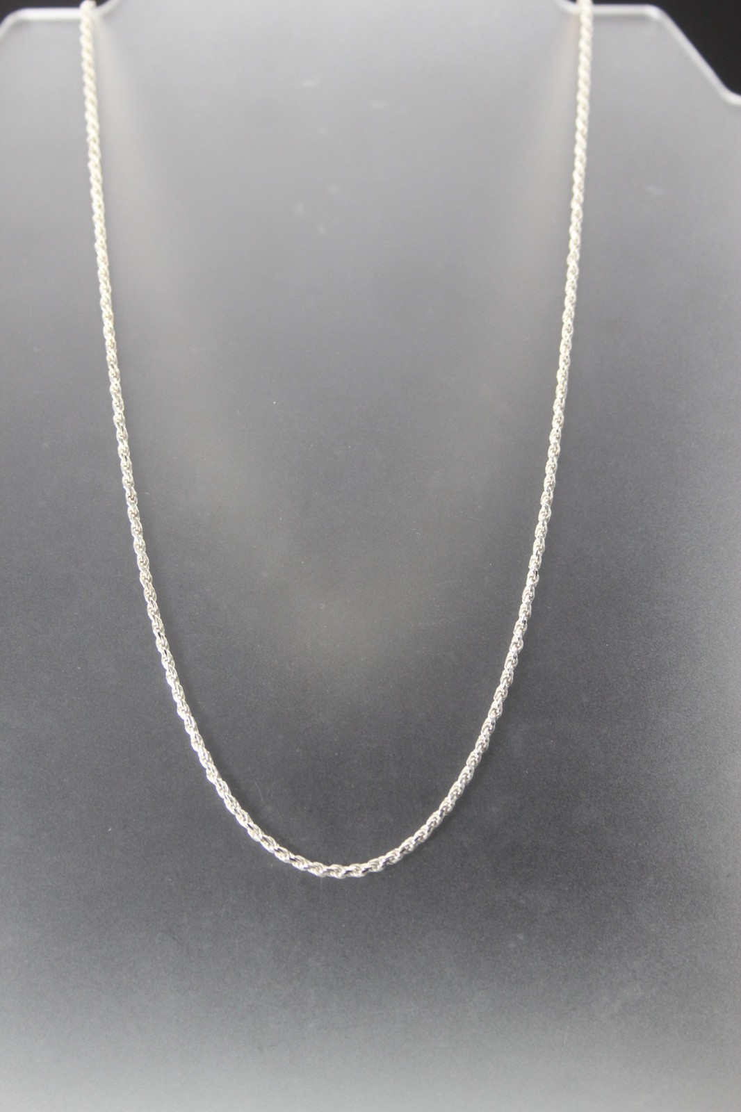 Sterling Silver 925 Rope Chain Necklace 7.3 grams, 24-1/2″ long, NEC5974x