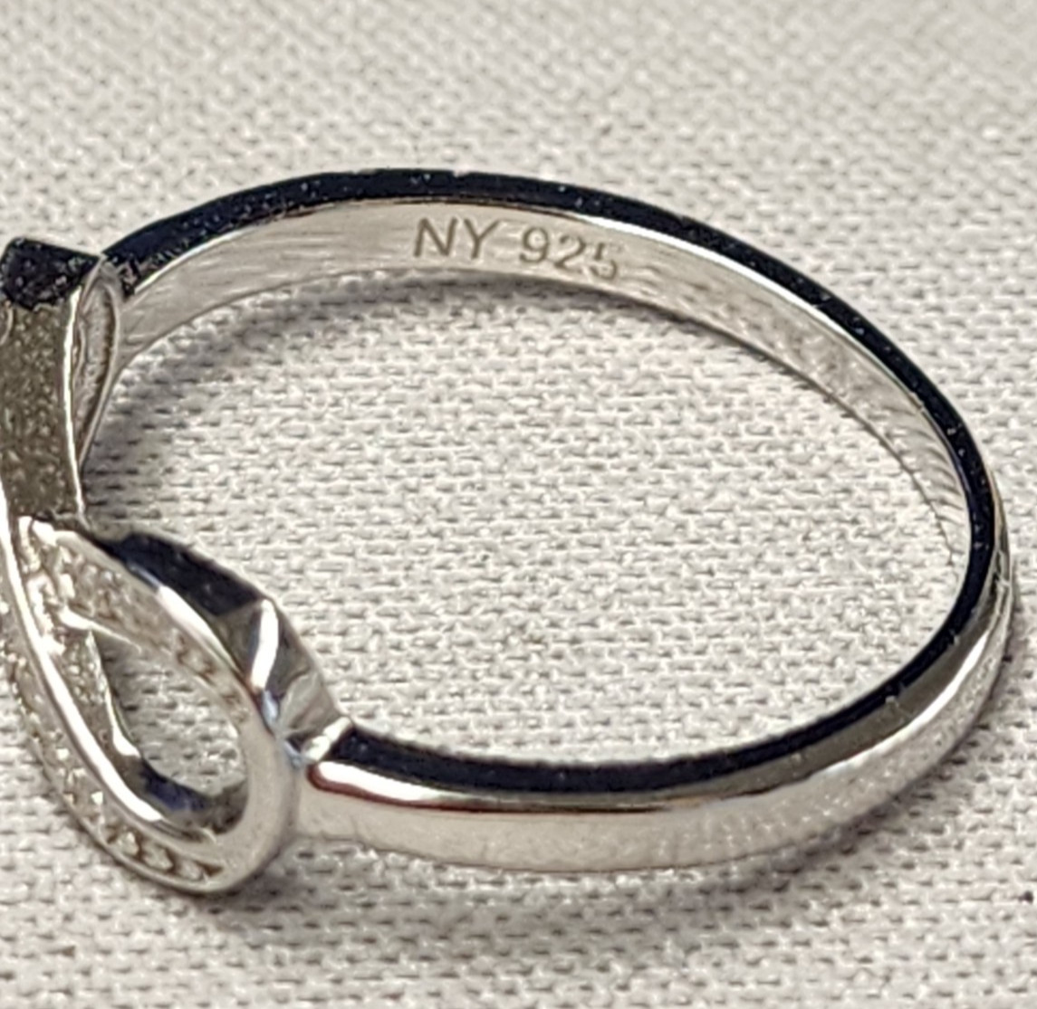 Tilo Jewelry Sterling Silver Infinity Simulated Diamond Ring sz 8