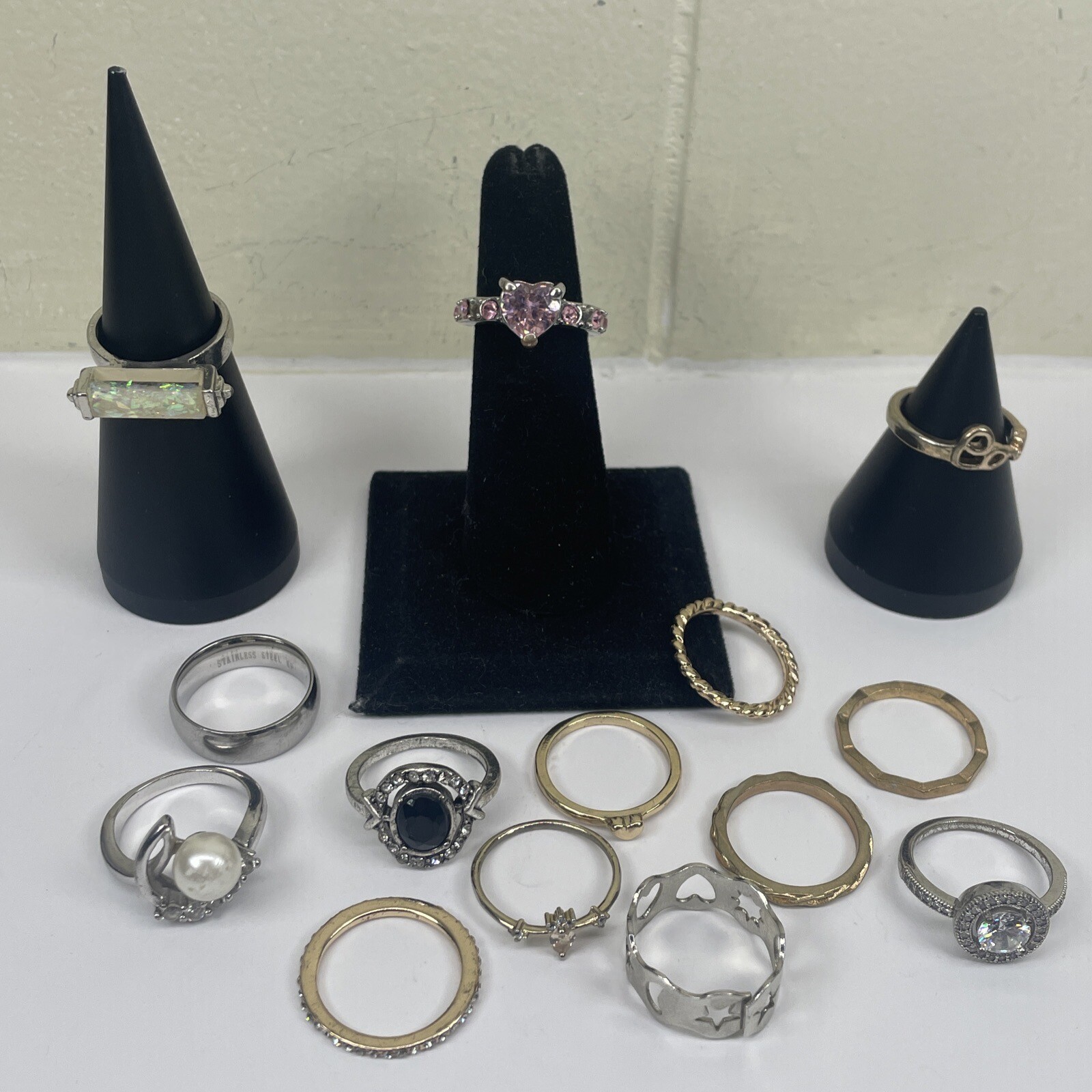 Lot 14 Rings Jewelry Mix Lot Fashion Assorted Shapes Colors All Size 5.75