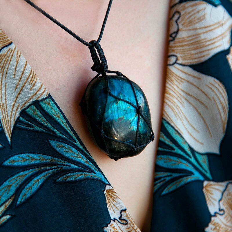 Natural Labradorite Wrap Pendant Necklace Healing Protection Crystal Necklace