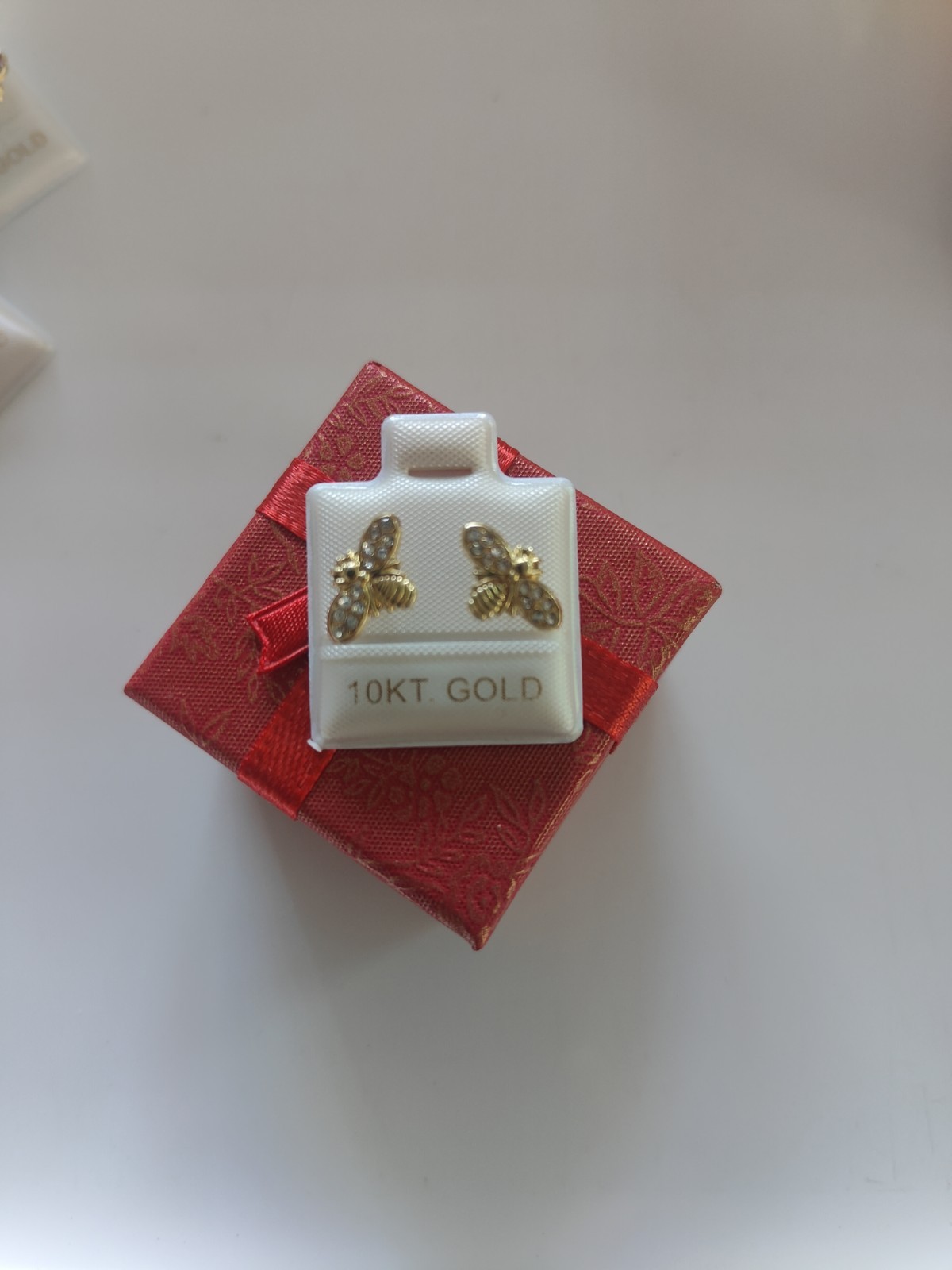 10k gold heart screw back stud,4pack earrings/arete corazon de oro 10K de rosca.