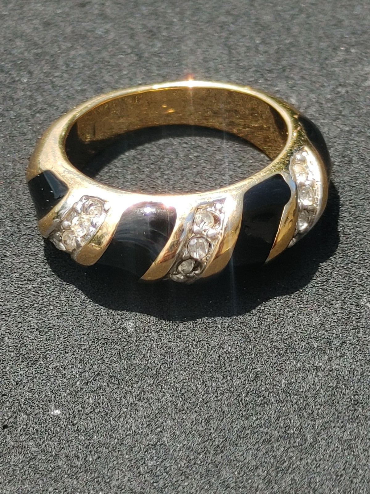 18 kt GE black and gold stripes ring size 8 yellow gold electroplated cz