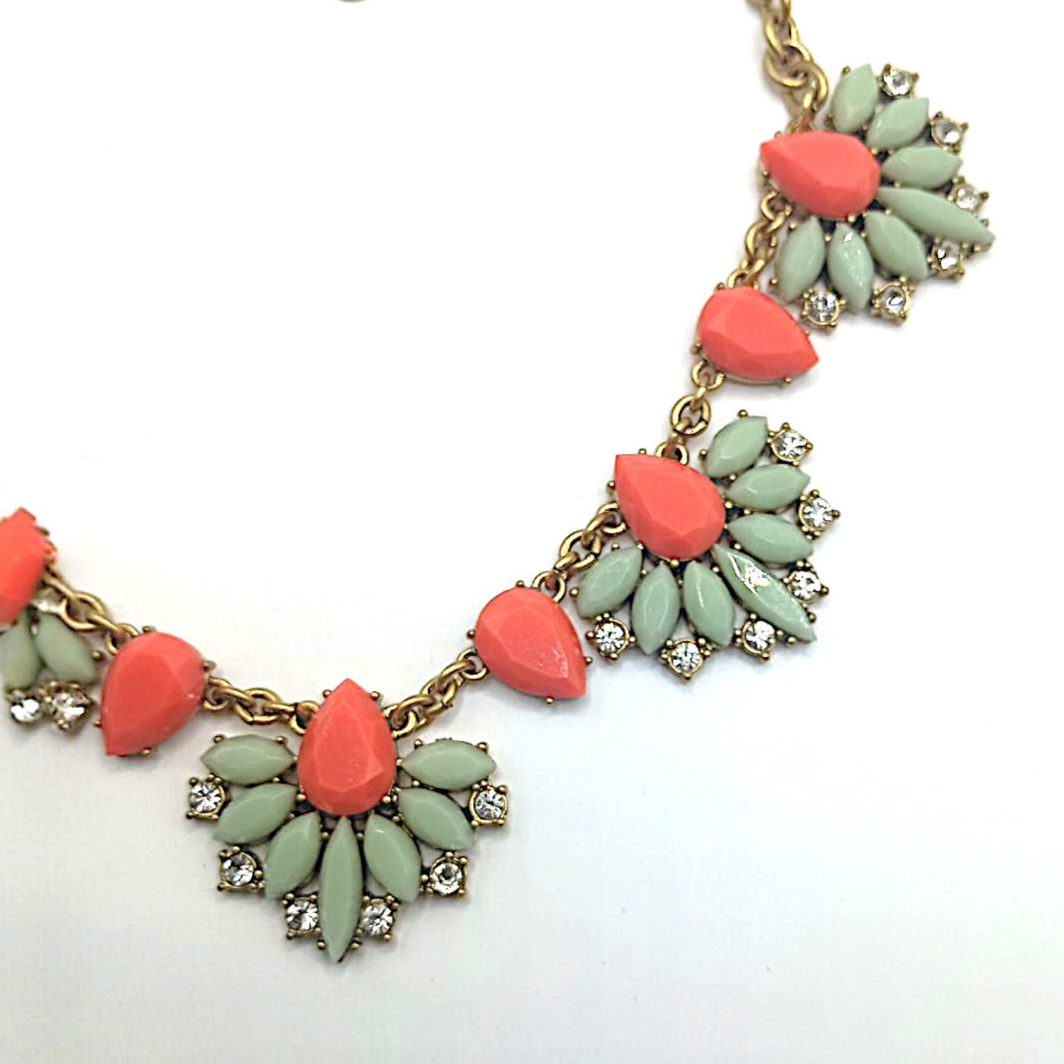 J Crew Statement Cluster Necklace Y2K Rhinestones Gold Tone Coral Mint Colors
