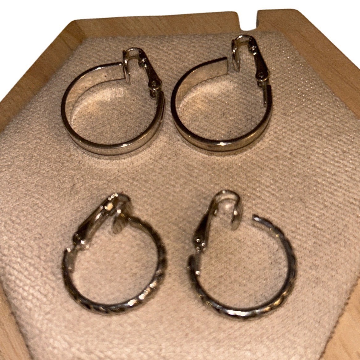 Silver Tone Clip On Hoop Earring Set 2 Pairs Twisted Rope and Polished Smooth