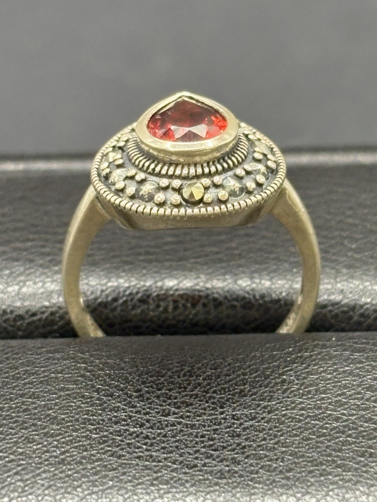 Vintage Ross Simons Sterling Silver Red Cubic Zirconia Ring Size 7 4 Grams E20