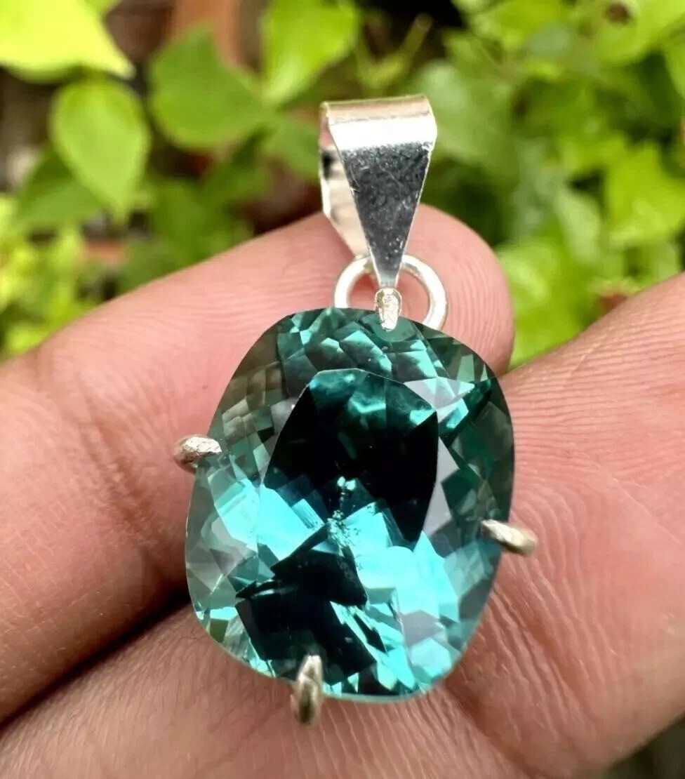 Certified 25.30 CT Natural Blue Green Sapphire Gemstone 925 Solid Silver Pendant