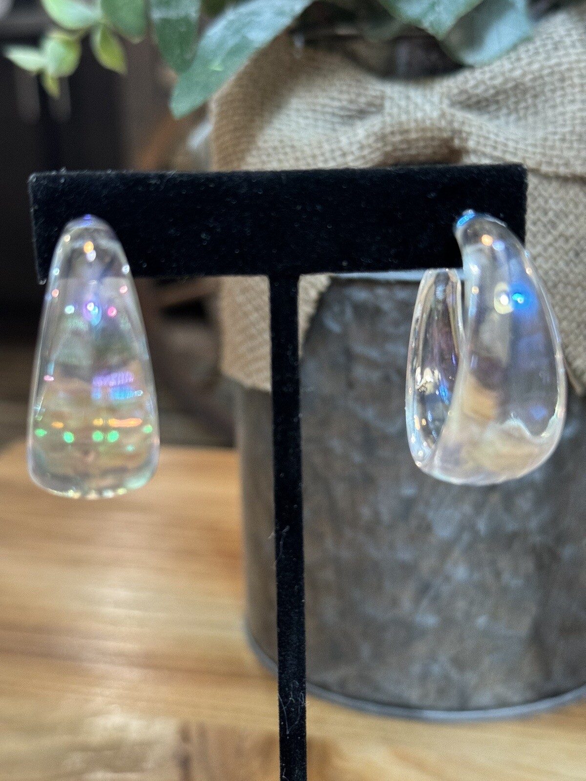 Beautiful Trendy Iridescent Clear C-Shaped Large Acrylic Hoop Earrings BNWTs