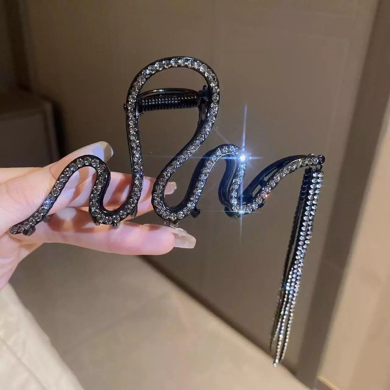 Crystal Hair Clip Rhinestone Large Snake Hair Claw Tassel Chain Flash Clamp Pin
