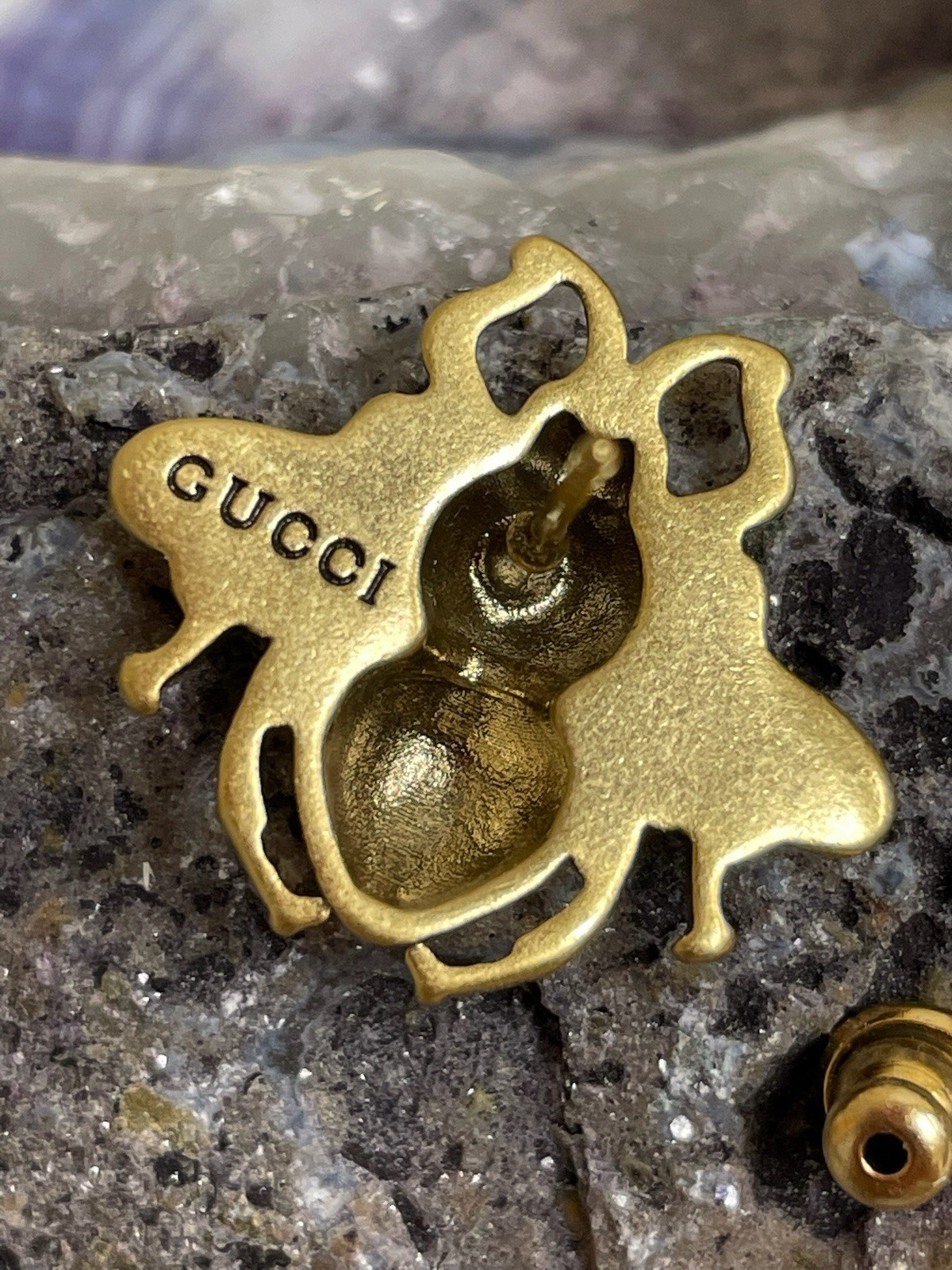 GUCCI Gold Tone Bees Pierced Stud Earrings W/Pouch, Box, Bag, Ribbon