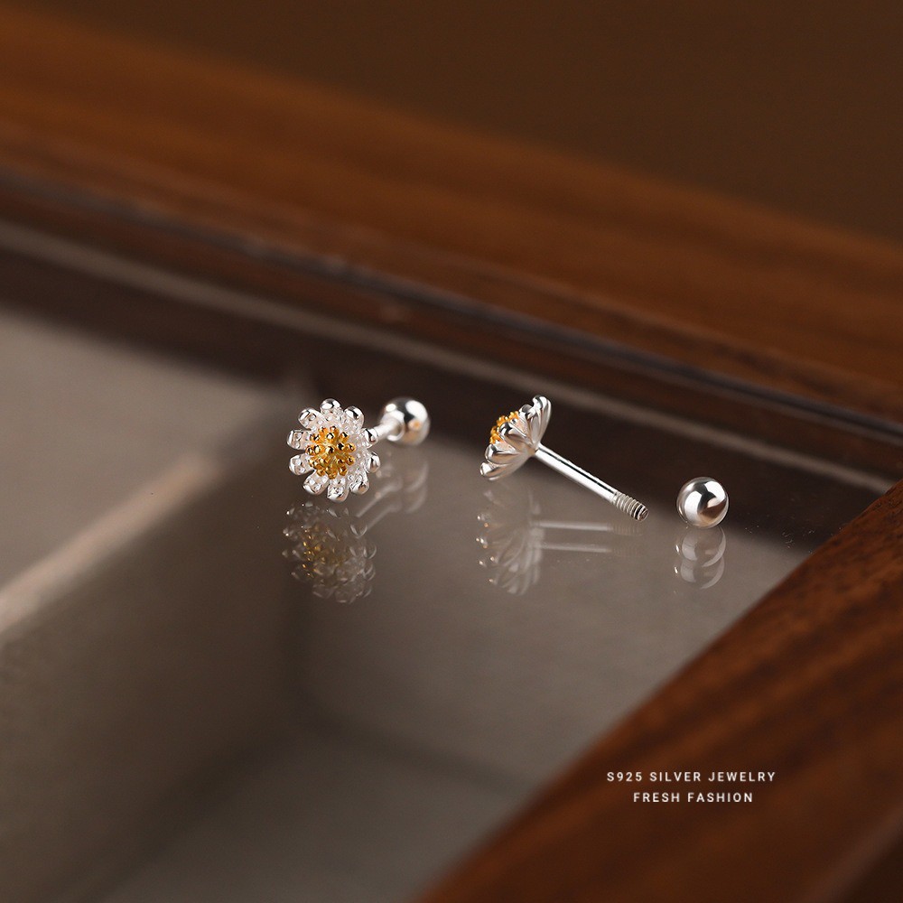 Small 2pc Daisy Flower Stud Earrings 925 Silver for Casual & Formal Occasion Use