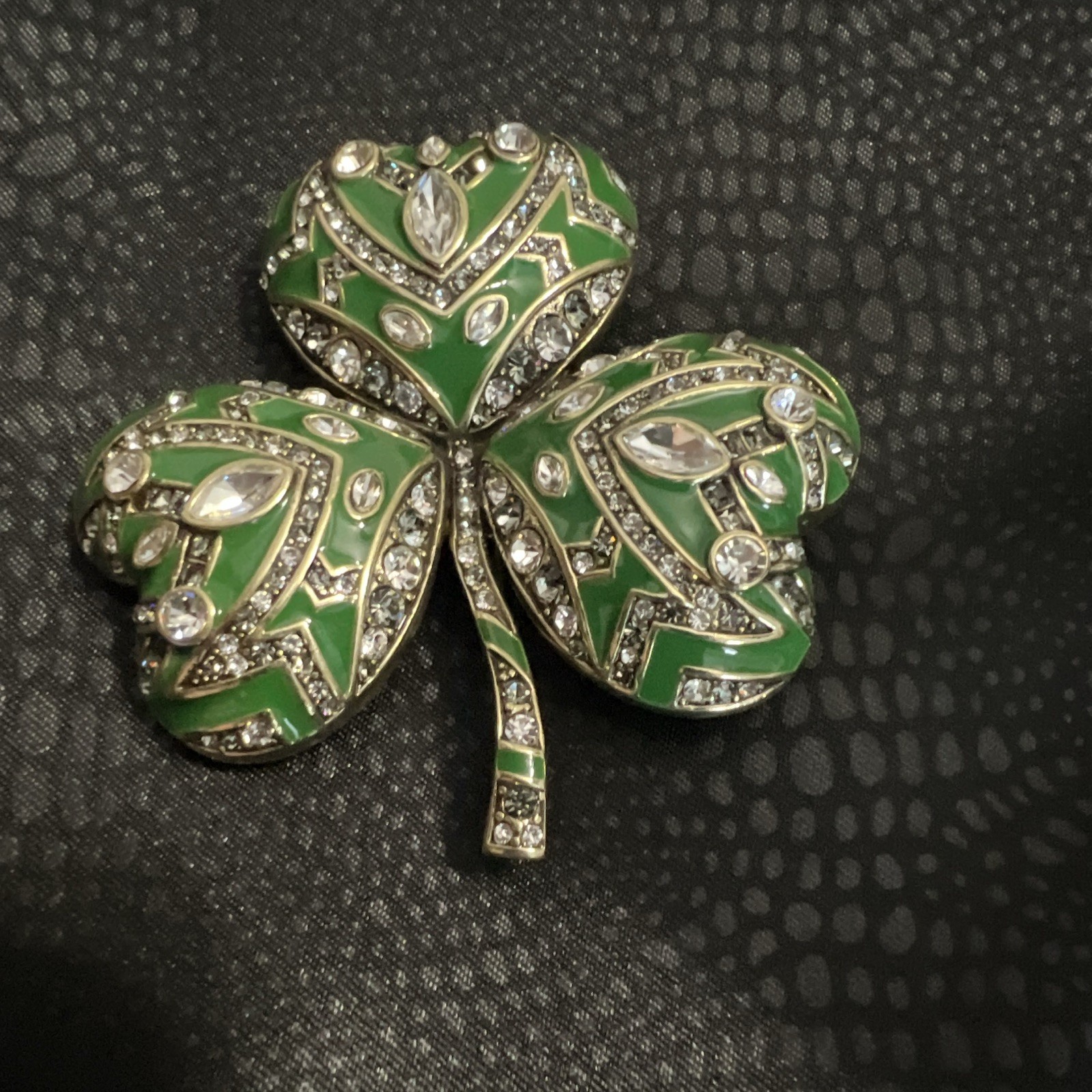 Heidi Daus Signed Green Enamel Crystal Pavé Clover Brooch Pin Luck Theme