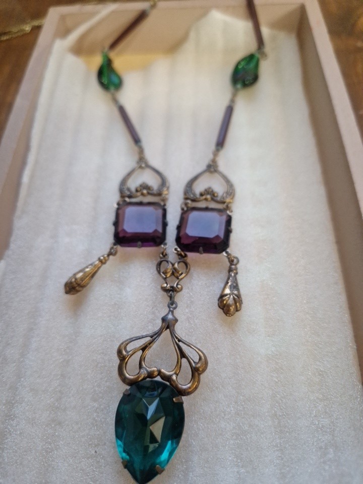 Sadie Green signed art nouveau statement necklace green & purple glass