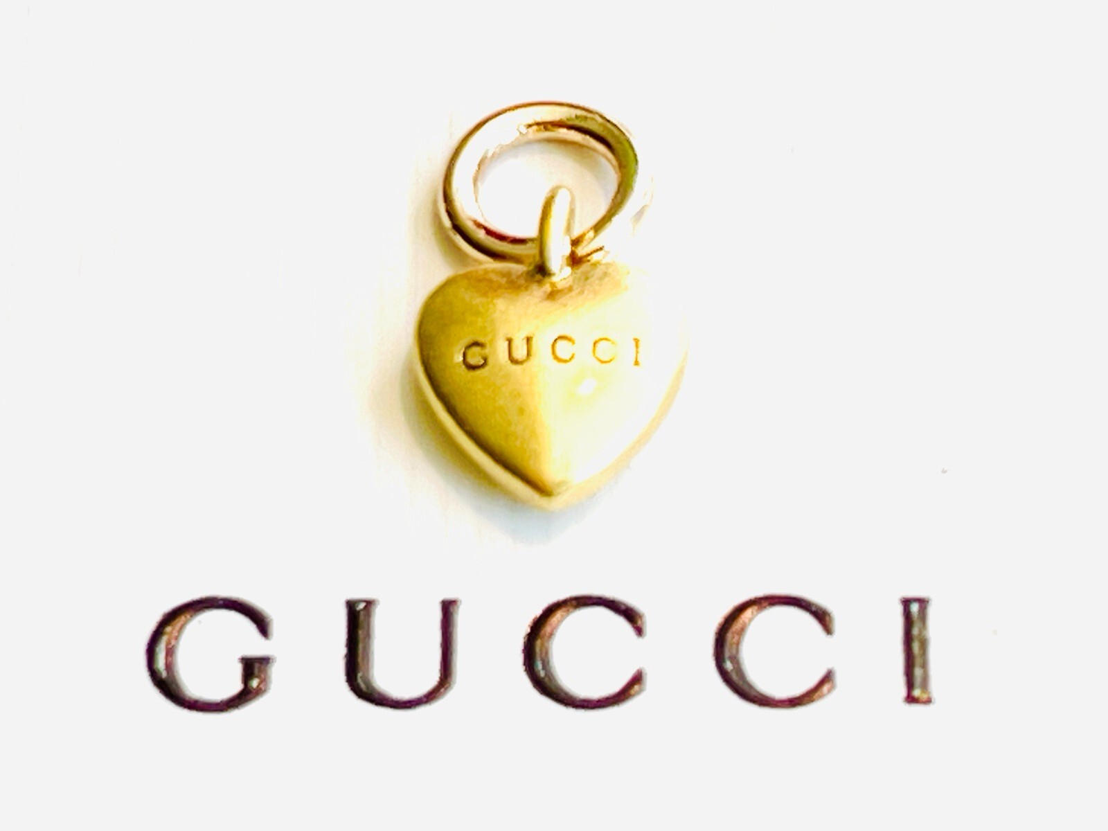 Gucci Pendant Signature 0,6 inch plus dust bag