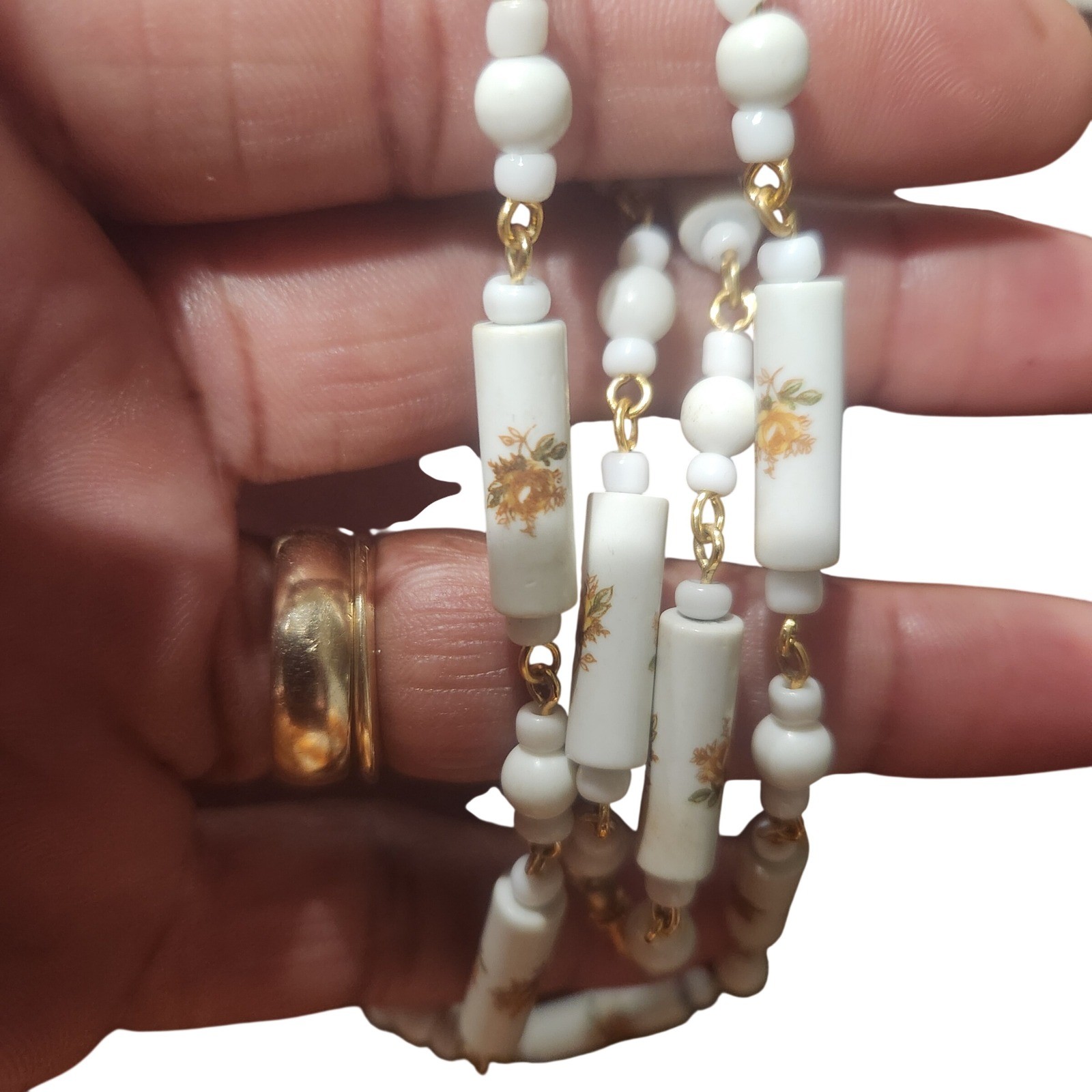 White Porcelain Necklace Floral Tube Bead Gold Tone Barrel Clasp 22 Inch