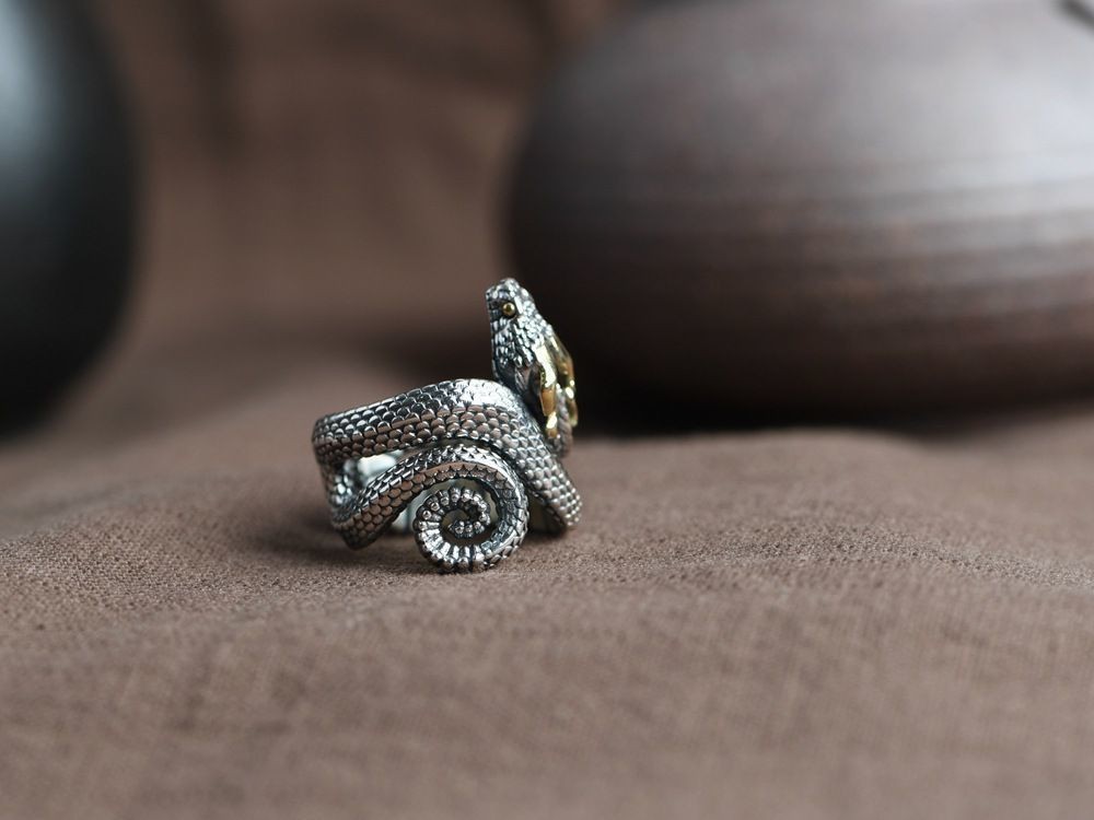 Elegant 925 Sterling Silver Charm Fashion King Cobra Snake Ring One Size Fit All