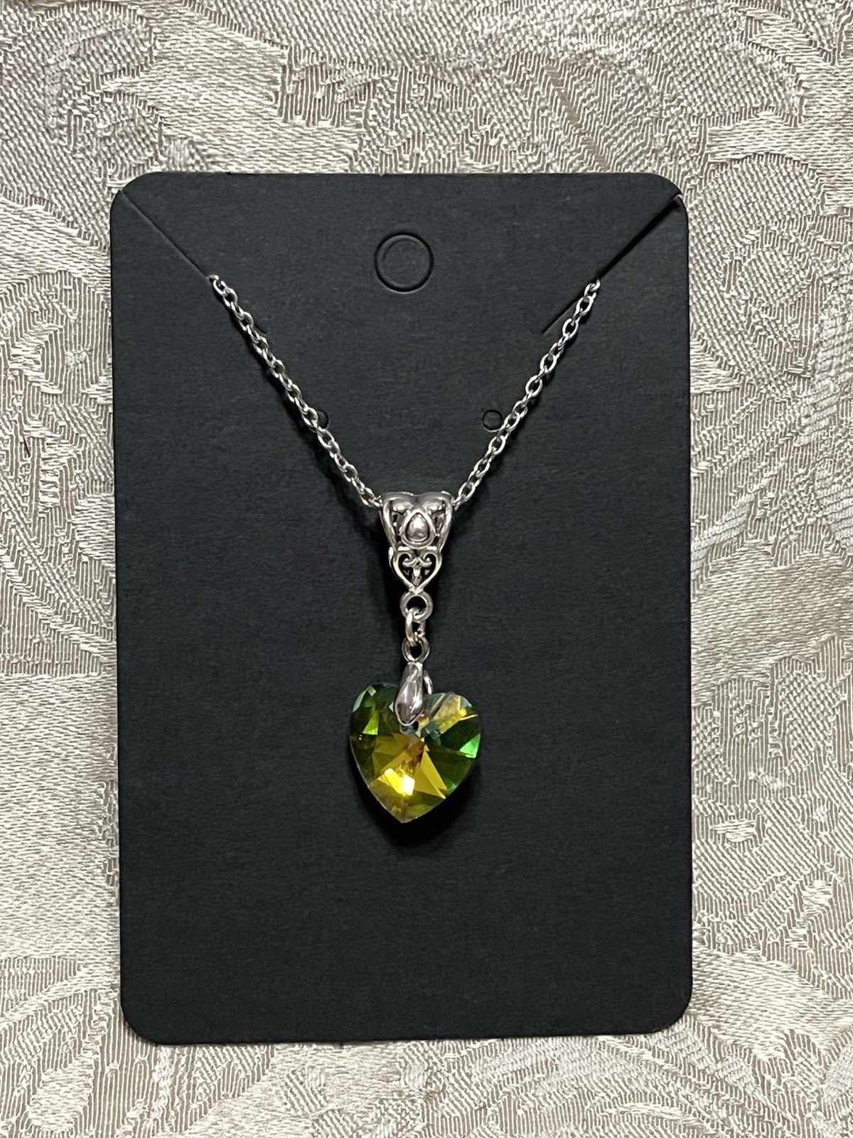 Vintage Yellow Green Glass Gem Heart Silver Charm Pendant Fashion Necklace 18”