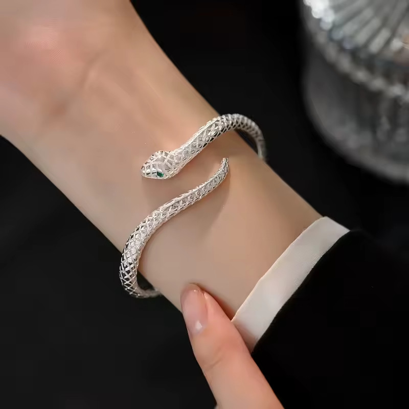 Elegant 925 Sterling Silver Charm Cobra Snake Design Bracelet Bangle Cuff