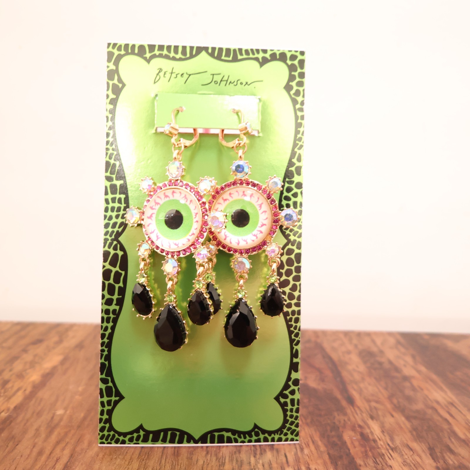Betsey Johnson earrings eyeballs Halloween chandeliers pink black crystals NWT
