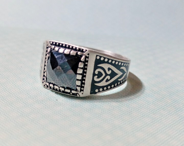Silver Ring men’s Purity 925 Black Onyx Stone Ottomen Style size 11.5