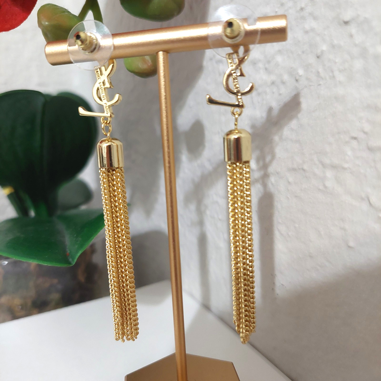 Auth. YVES SAINT LAURENT YSL Stud LOGO Chain Tassle Dangle EARRINGS Gold Tone