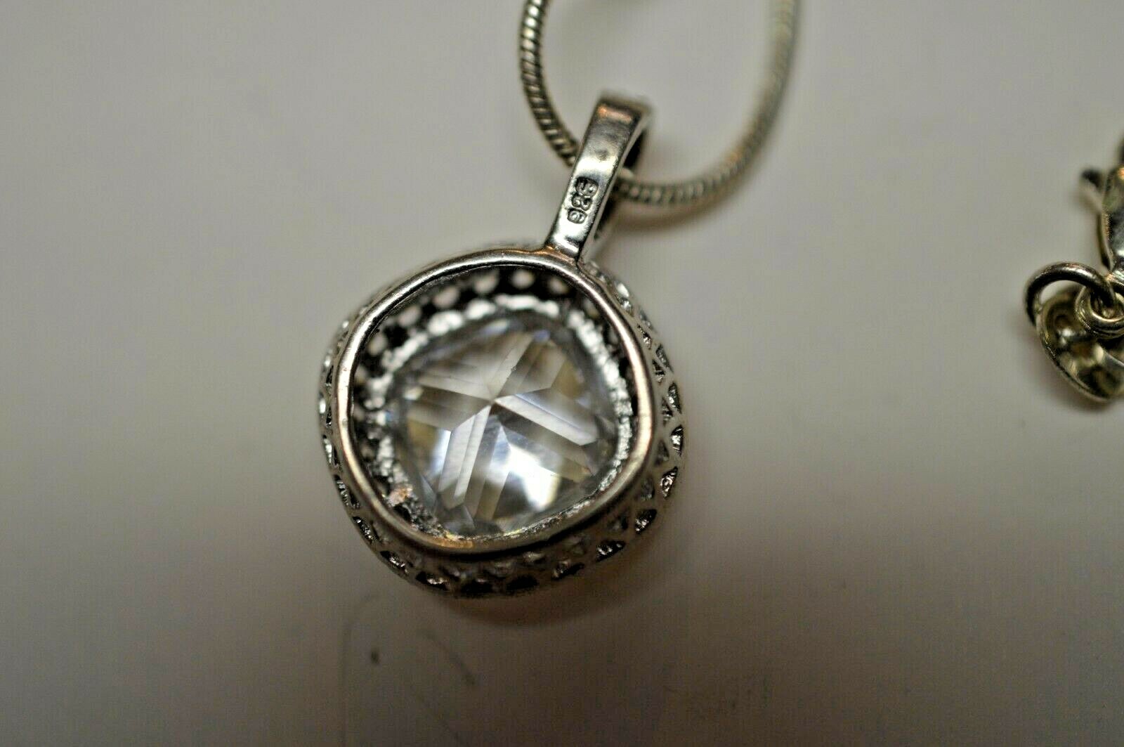 STERLING SILVER 7.00 CTS CUBIC ZERCONIA HALO NECKLACE 18″