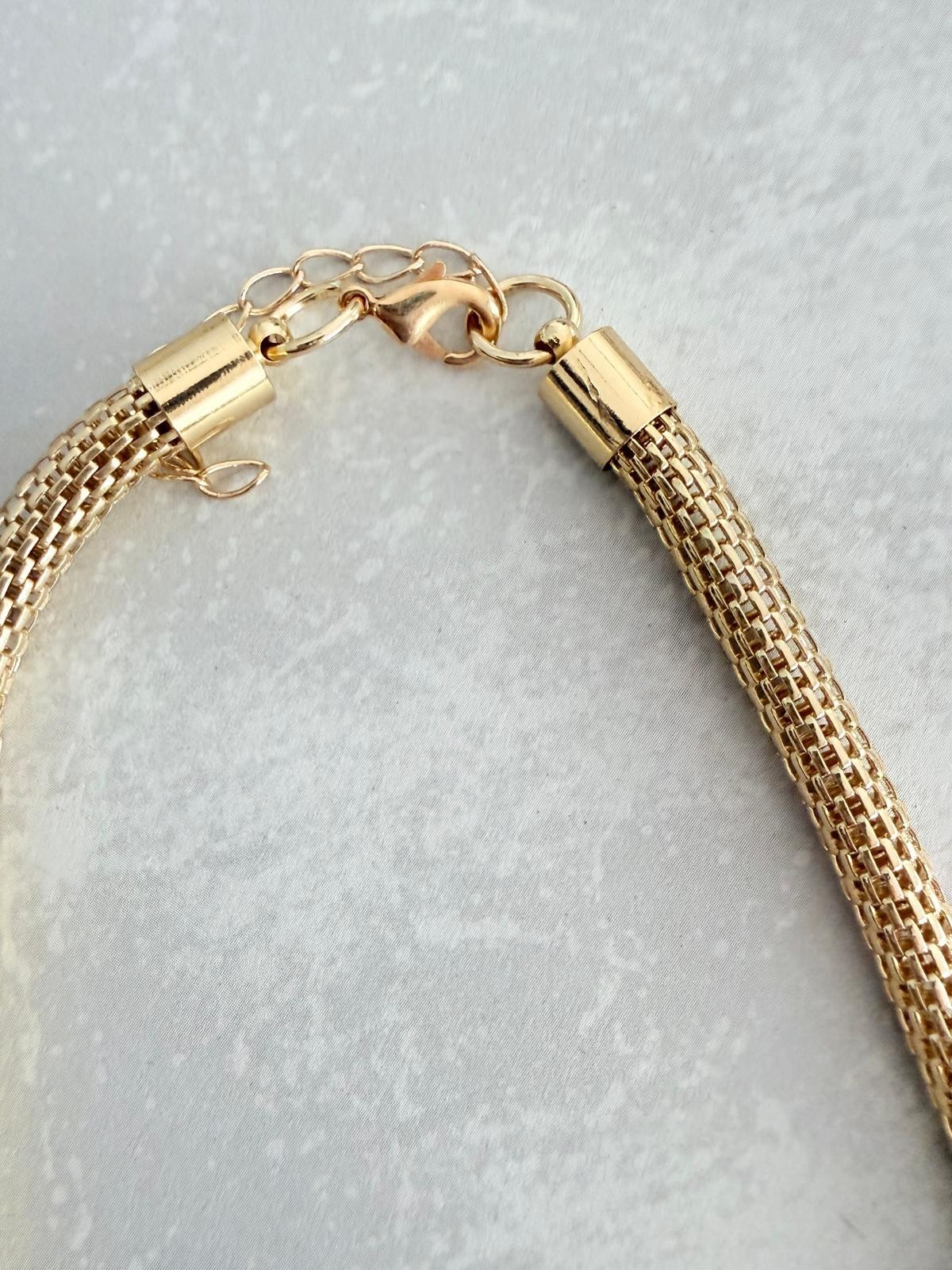 GOLD PLATED PEARL MESH NECKLACE