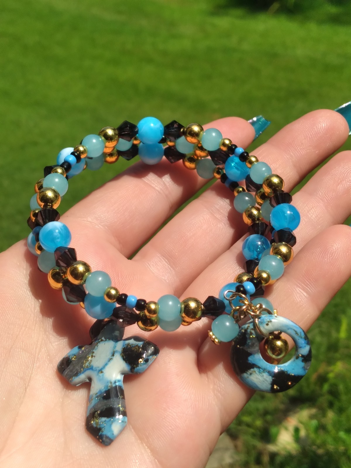 Handcrafted Artisan Blue Black Beaded Memory Wire Bracelet Polymer Clay Cross
